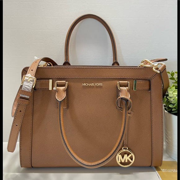 Michael Kors Handbags - NEW Michael Kors Dillon TZ MD EW Leather Satchel